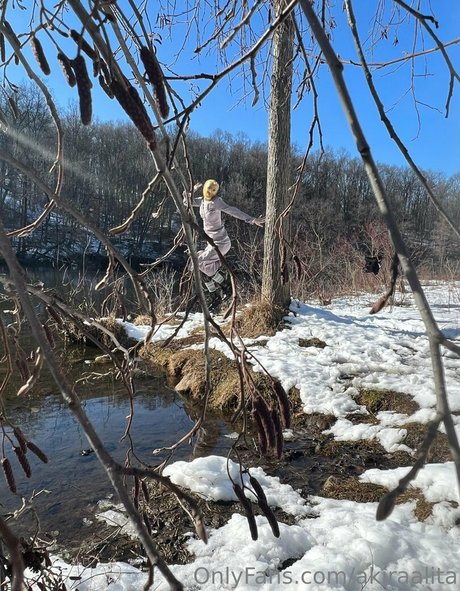 akiraalita nudes star img