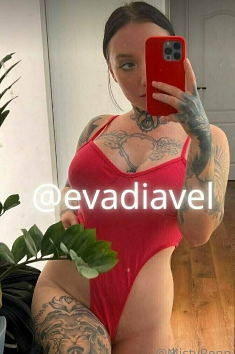 mistyxrenn model perfect img