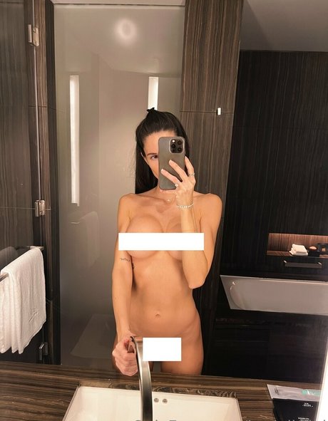 budaibrigi star porn pics