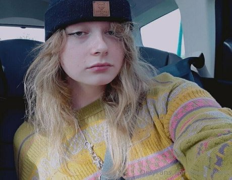 rose azero nice actress gallery