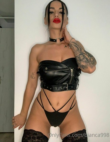 bianca998 art model pic