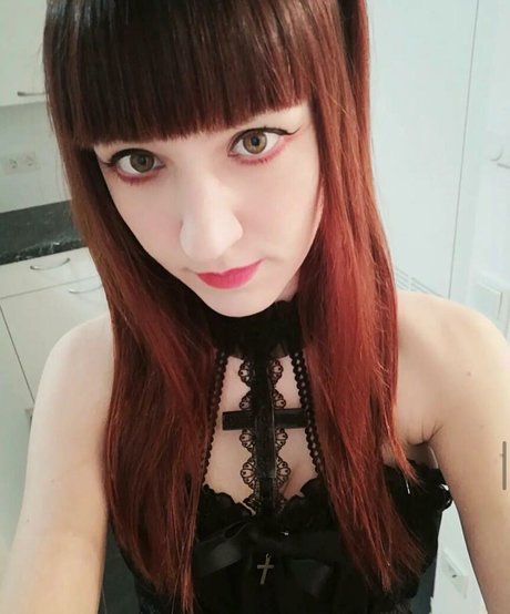 ManaRuka model adult photo