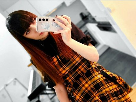 ManaRuka model nudes photo