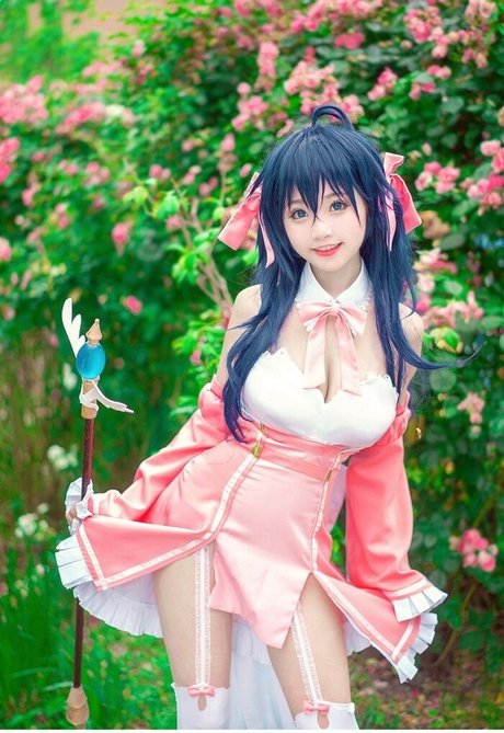 SeeU Cosplay model xxx picture