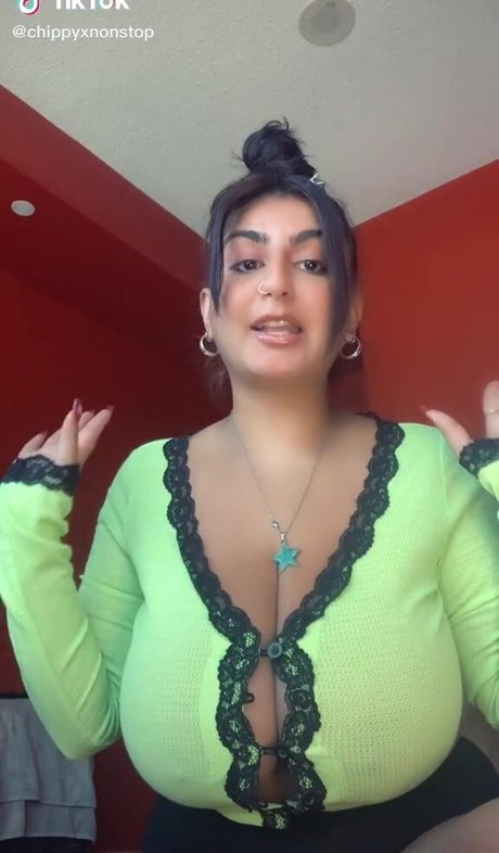 chippynonstopof model pornographic photo