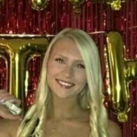 pina coladaa Profile pic