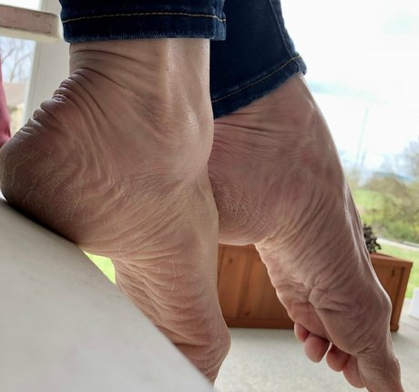 archcandy model perfect picture