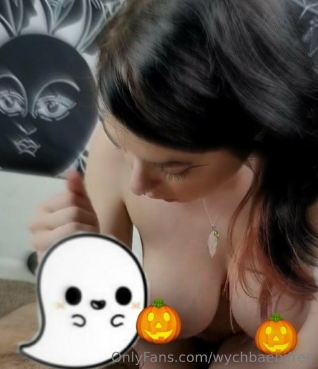 wychbaebifree naked pornstar photo