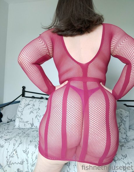 fishnethousepet hot actress pictures