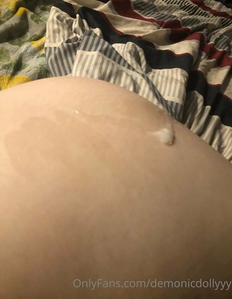 Demonicdollyyy star pornographic photos