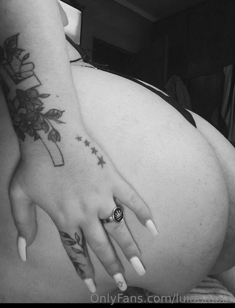 luianaxxx hd pornstar pic