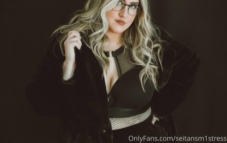 seitansm1stress star art photo
