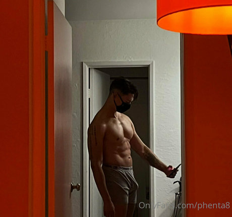 phenta8 erotic star photo