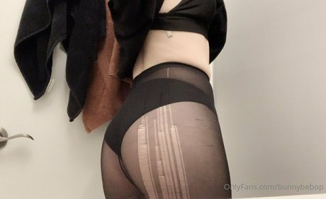 bunnybebop erotic pornstar galleries