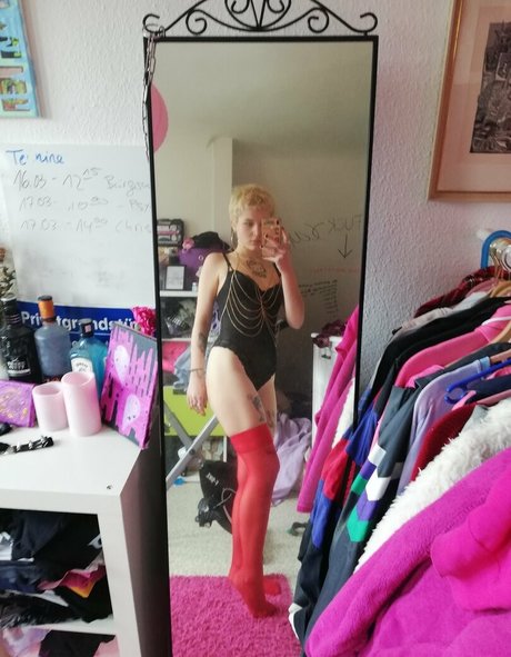 ichhabedasgeld erotic pornstar galleries