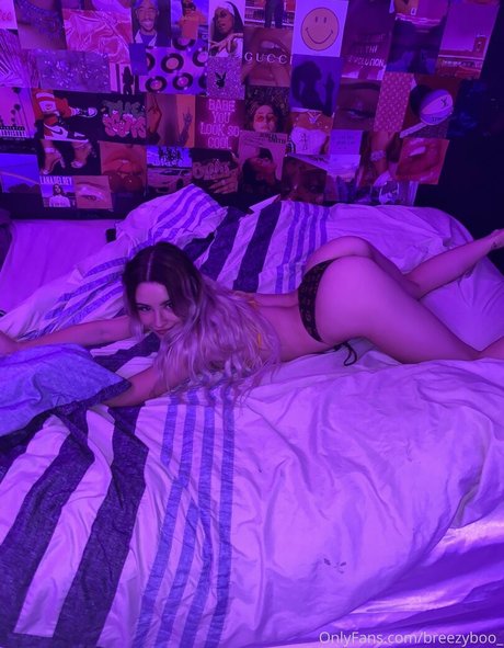 Breezybabes pretty pornstar img