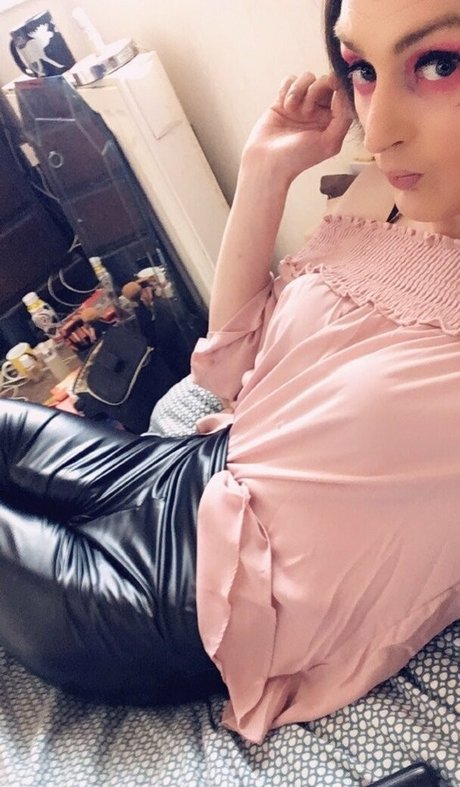 itszoestarr nudes model picture