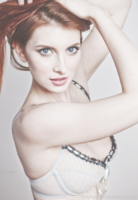 Cat Ross model hot images