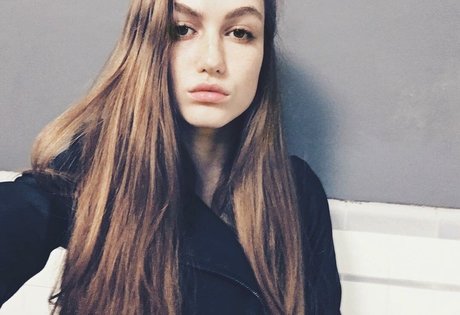 Madison Lintz perfect model pics