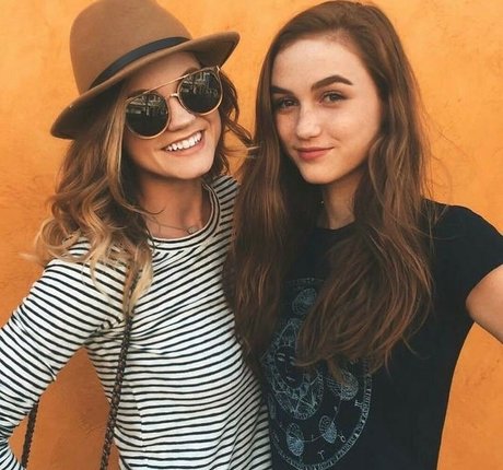 Madison Lintz pornstar sexy archive