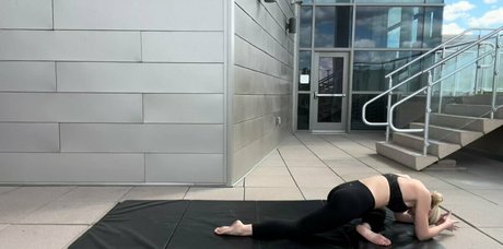 yogawithemily star pornographic pics