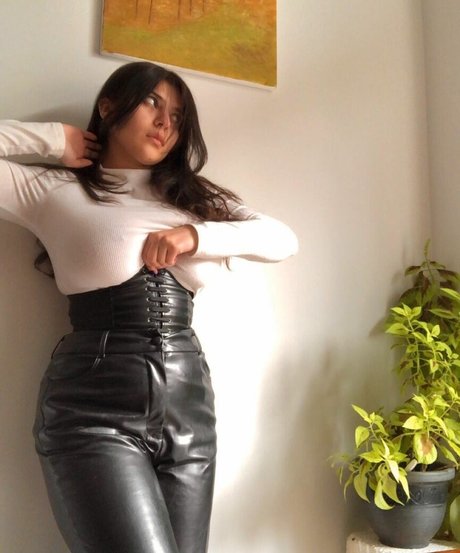 Nada C exclusive model img