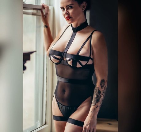 cute asian onlyfans adult photo