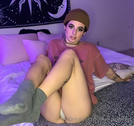 luci celadine_ pornstar adult pic