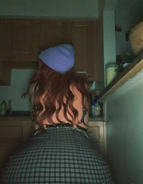 softlykneaded xxx pornstar pic