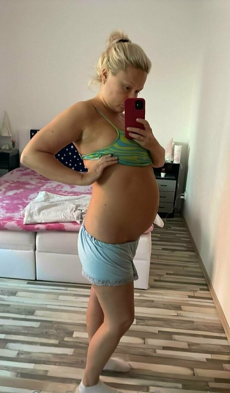 inflationstar model exclusive pictures