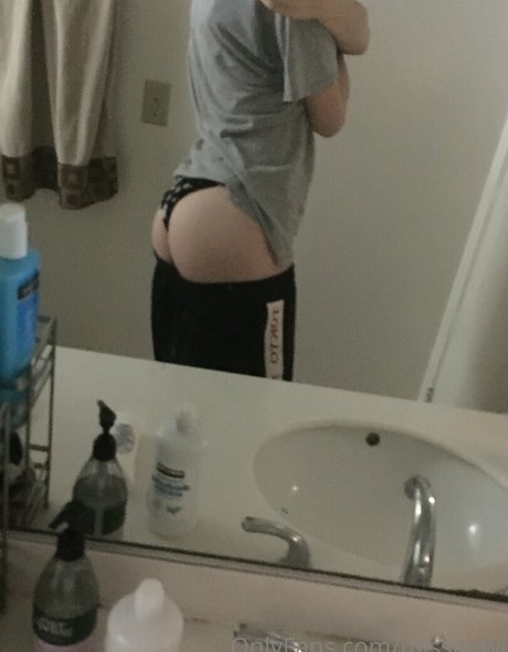 missnowi pornstar pictures