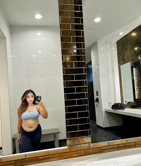 ThickAzn free star picture