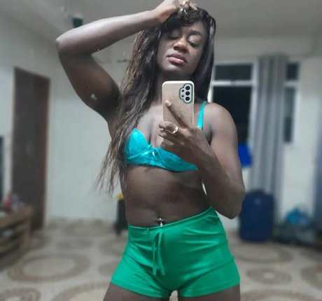 Fernanda Chocolatte star erotic photos