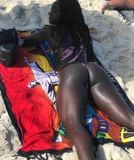 Fernanda Chocolatte nude star picture