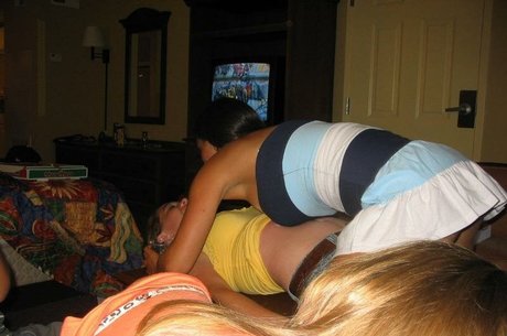 Amanda Wenk star naked pics