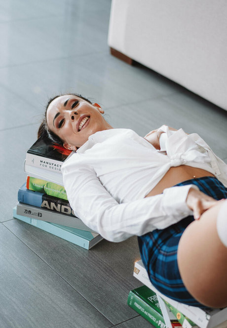 leylalewis sex actress pics