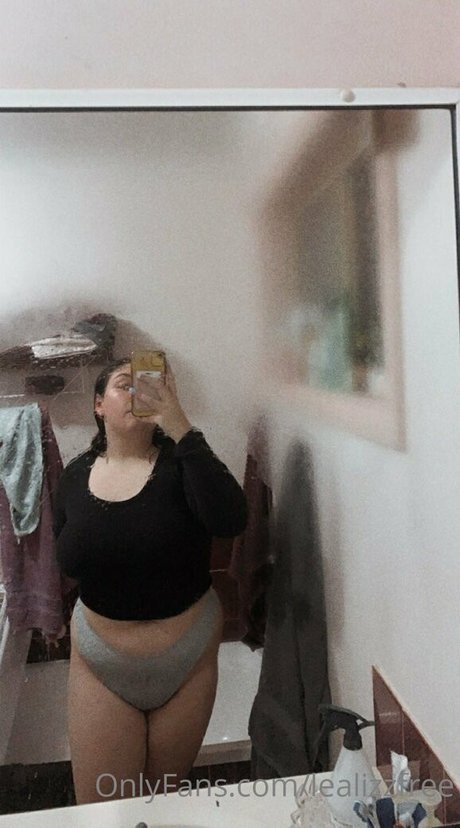 lealizzfree top star image