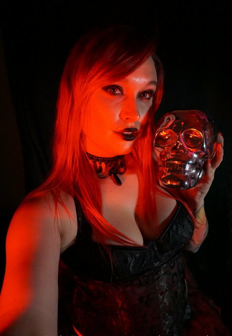 madammedusa model porn img