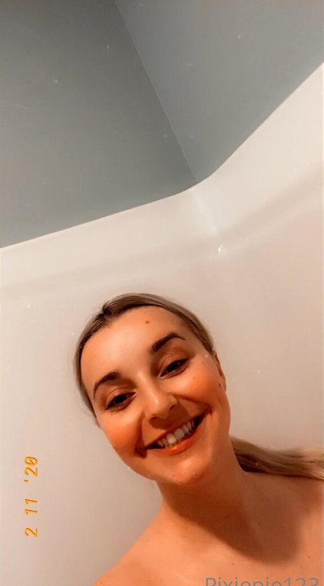 Pixiepie123 star nude picture