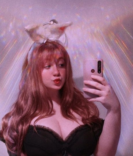 Heloisa CDNX art model gallery