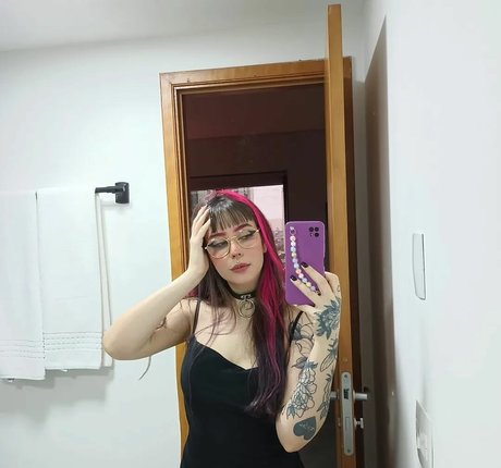 Binc Oliveir hd pornstar img