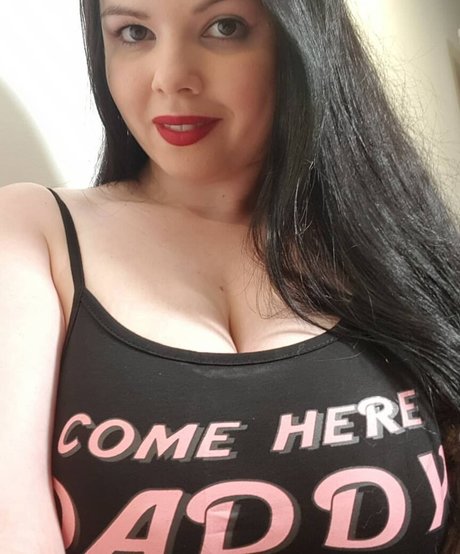 Nina Nightbloom model sexy pic