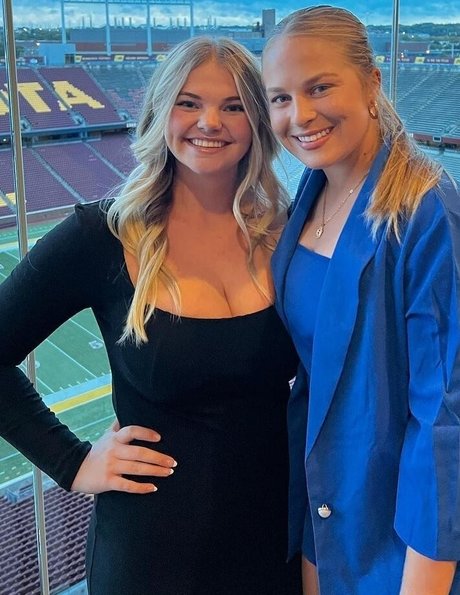 Sara K pornstar high quality picture