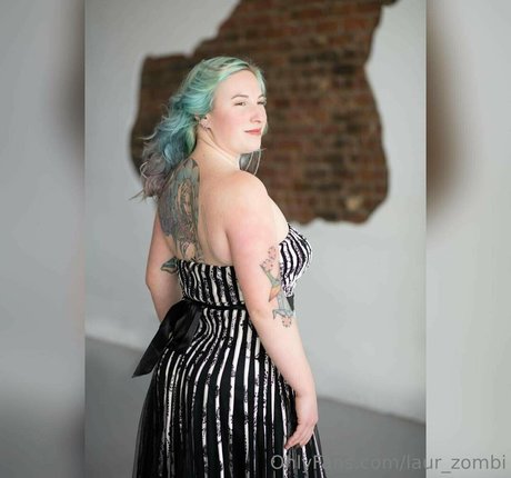 laur zombi model sexy images