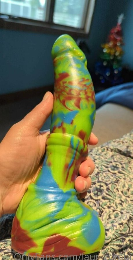 laur zombi star top pics