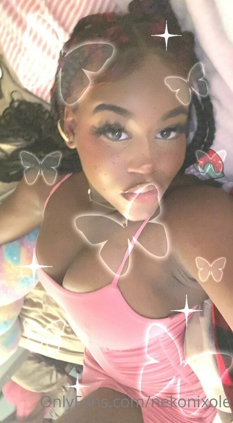 nekonixole model beautiful pic