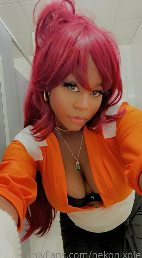 nekonixole model naked picture