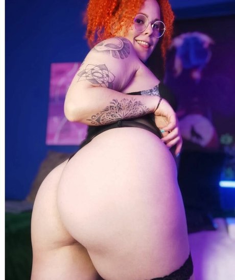 Alaska colors nudes model pics