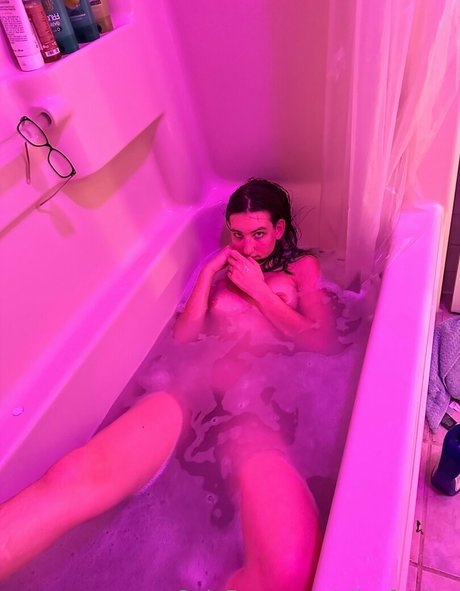 AliceFunker pretty pornstar archive