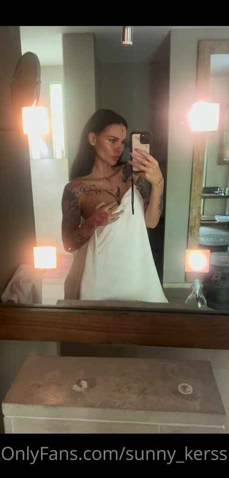 Sunny kerss adult star pictures